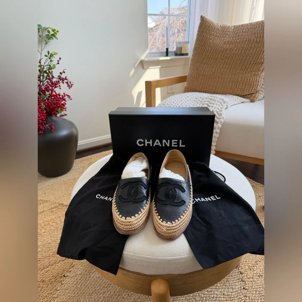 Chanel Black Leather Espadrilles with Raffia Soles- Sz. 36 - Picture 1 of 4